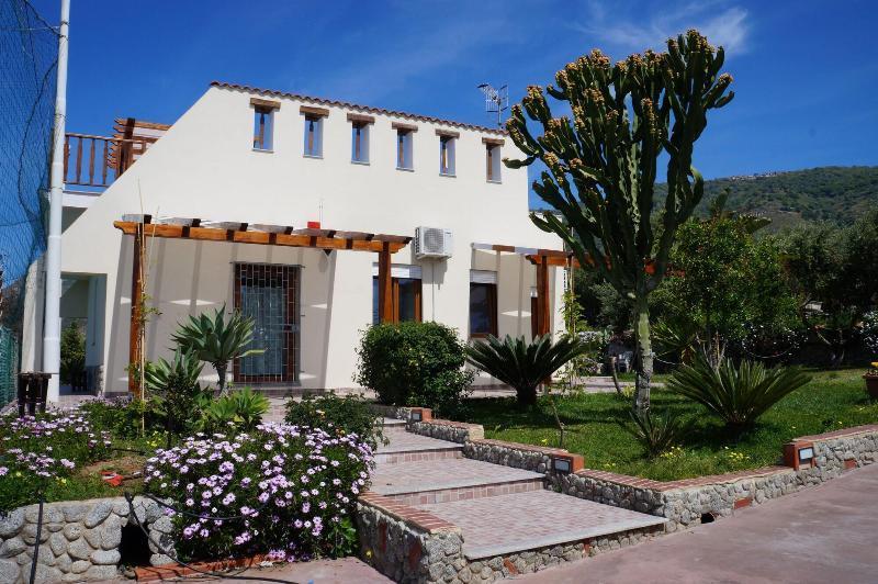 Joppolo Hotel Maremonti מראה חיצוני תמונה