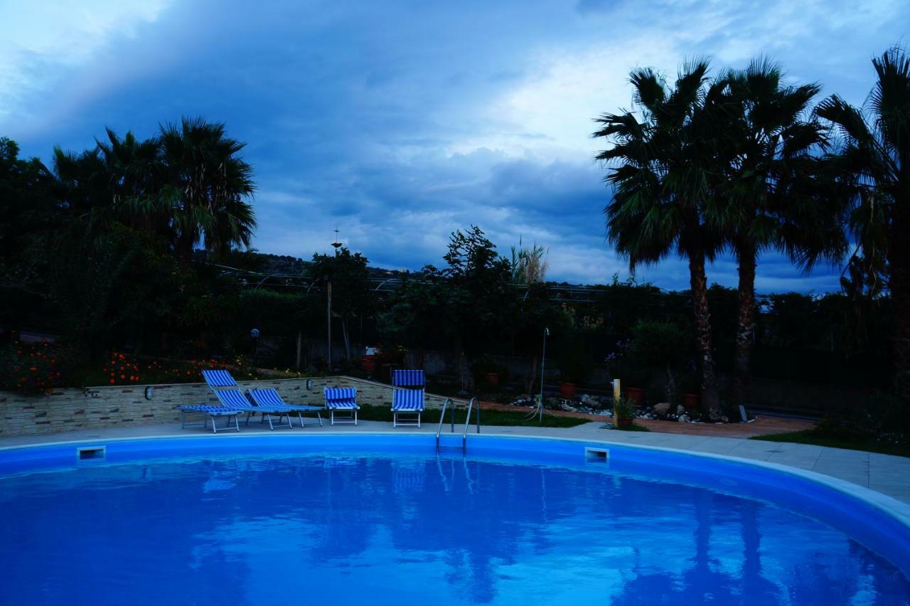 Joppolo Hotel Maremonti מראה חיצוני תמונה